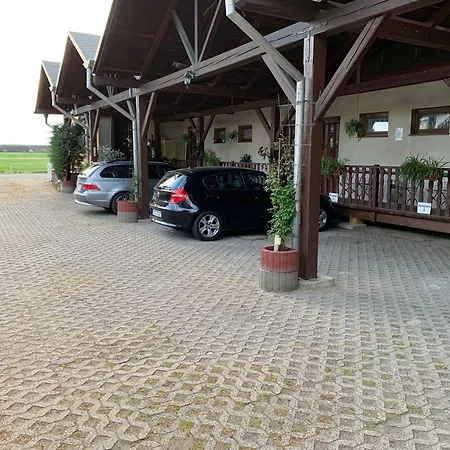 מוטל Schroeder's Beilrode